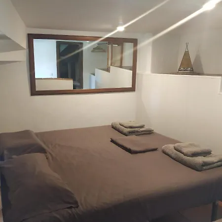 Cosy, Quiet Holiday Flat With Sea View *